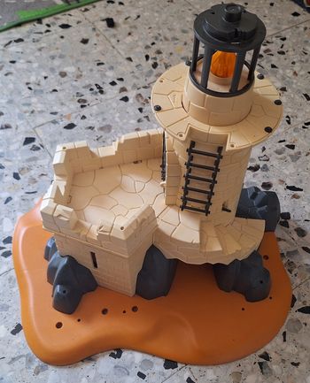 Structure Phare des pirates Playmobil