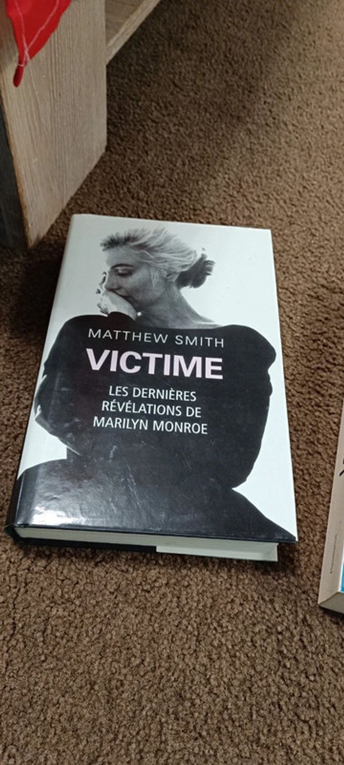 Lot livres - photo numéro 2