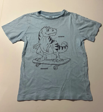 (Tir3B). T-shirt bleu dinosaure t.8ans