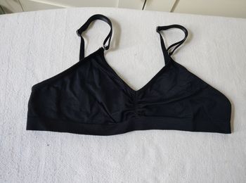 Soutien gorge sans armature en L
