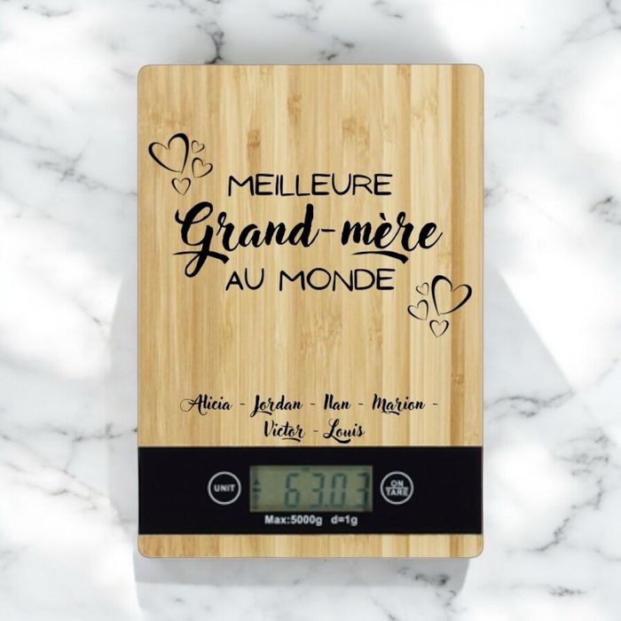 Balance de cuisine en bois personnalisée