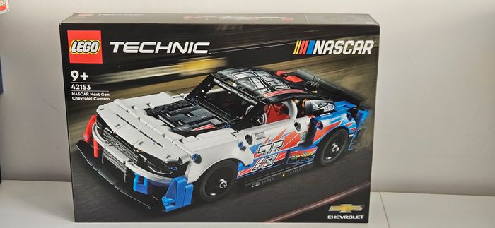 LEGO TECHNIC 42153 - voiture CHEVROLET CAMARO ZL1 NASCAR NEXT GEN