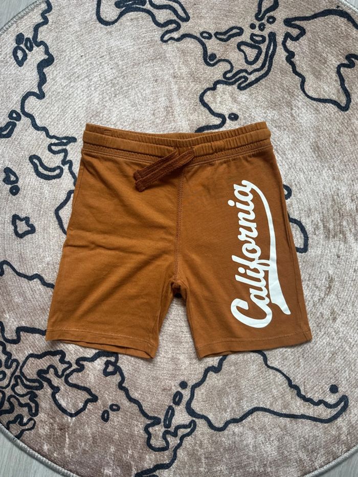 Short H&M 110cm