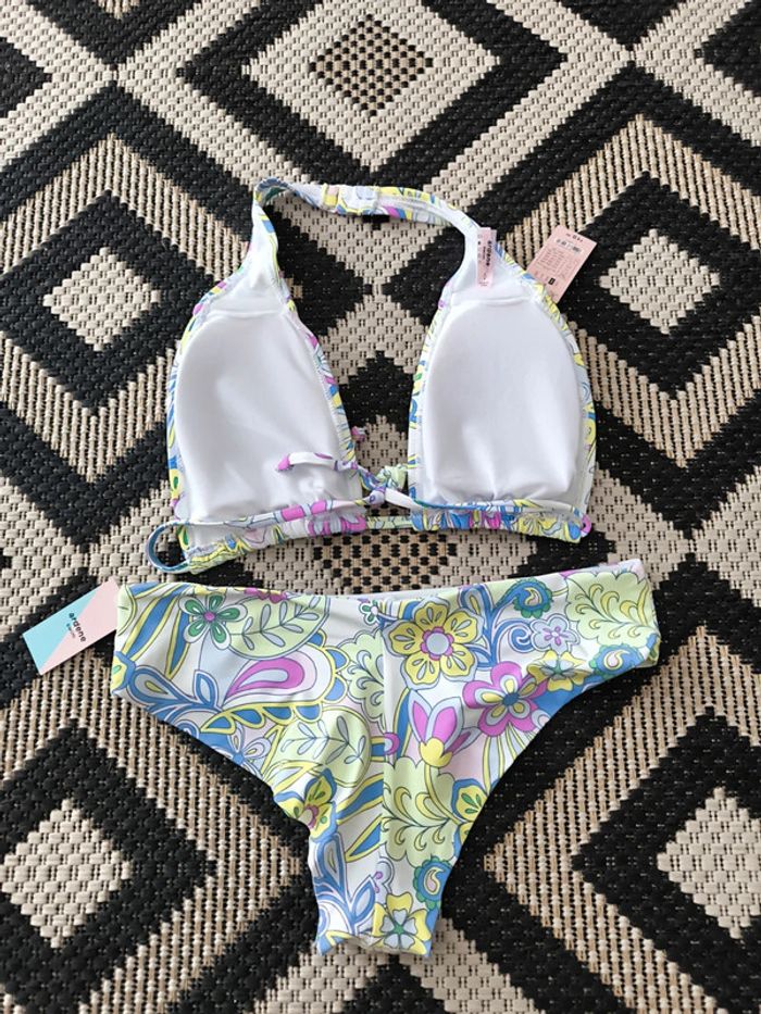 Maillot de bain bikini floral Taille S (36) Neuf - photo numéro 3