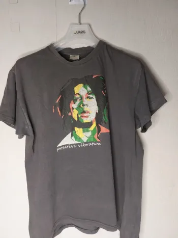 Tee-shirt  imprimé gris B&C