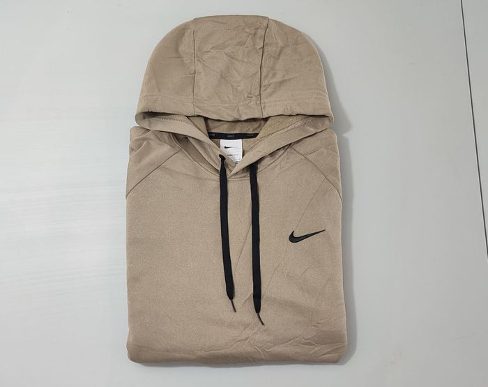 Vêtement Homme Sweatshirts Sweats pull à capuche beige Nike therma-fit taille L #Retrostreet