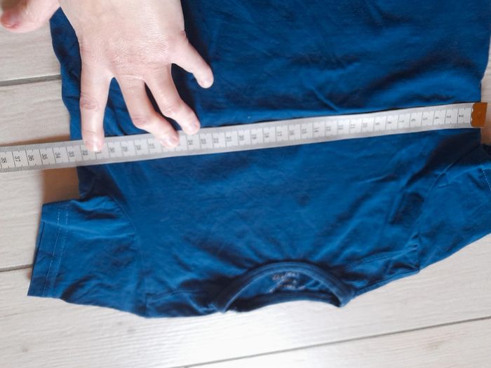 T shirt 7- 8 ans - photo numéro 7