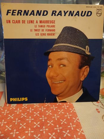 45T Fernand Raynaud : Un clair de lune a Maubeuge 