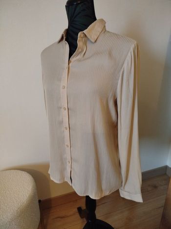 Chemise beige satiné rayé 36 S