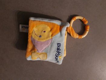 Petit livre en tissu