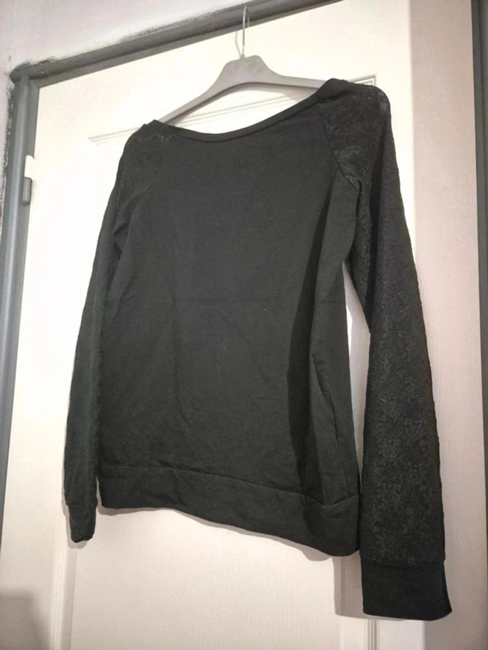 Pull noir - photo numéro 6