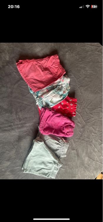 Lots short fille