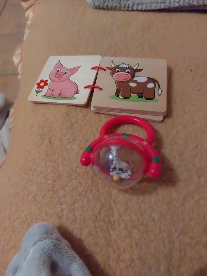 Hochet + livre - photo numéro 2