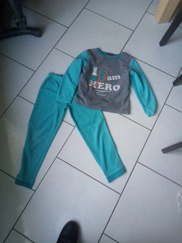 Pyjama velours 8A