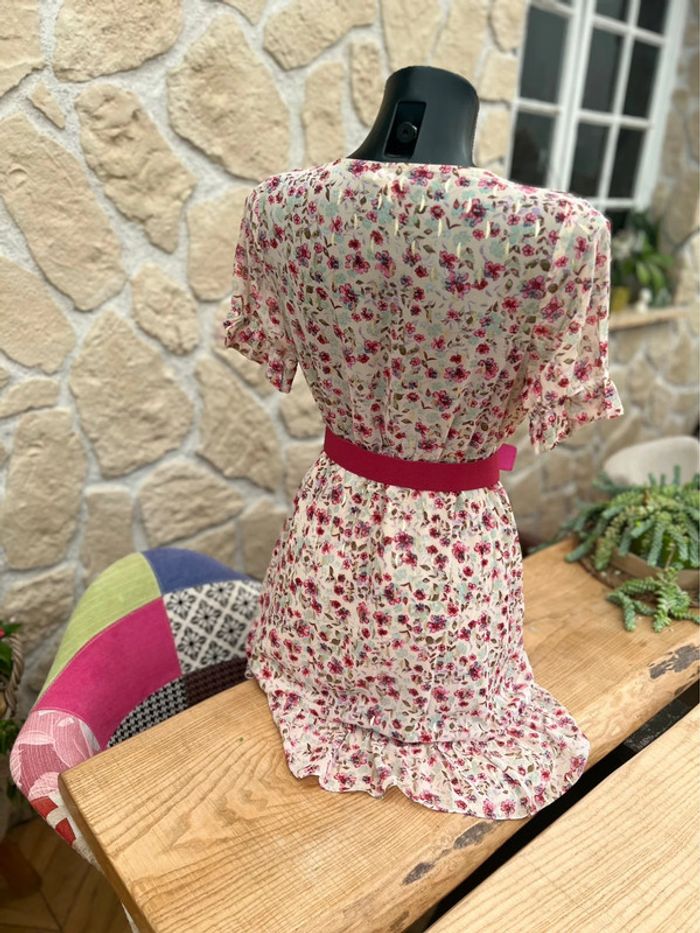 Robe d'été fleurs beige rose rose beige Emma Ella volanté - photo numéro 7