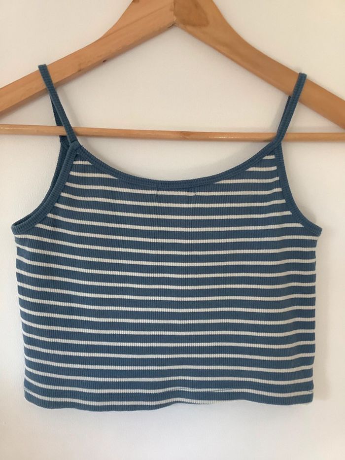 Crop top Pull & Bear petit M - photo numéro 2