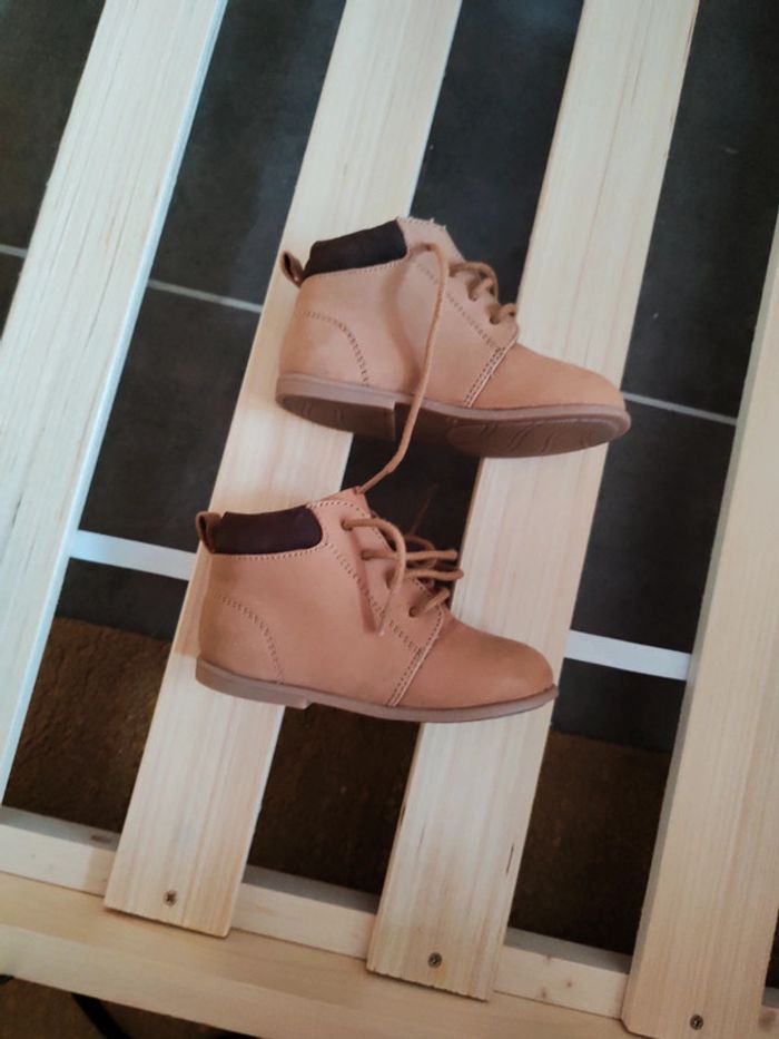 Chaussures neuves - photo numéro 3