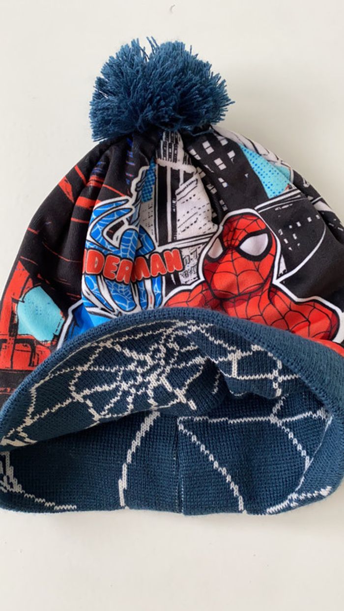 Bonnet Marvel Spiderman taille 54 neuf - photo numéro 2