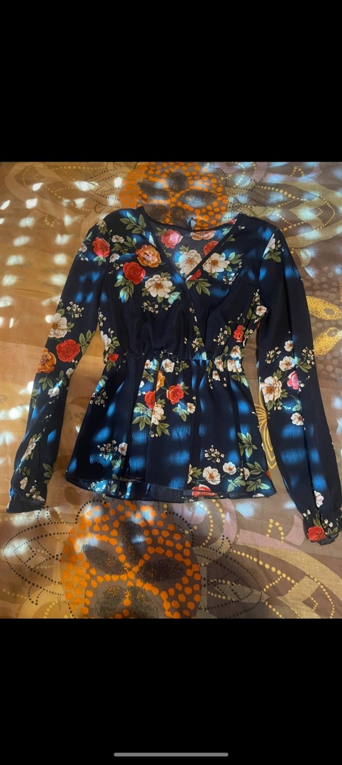 Lot Haut + Robe - photo numéro 5