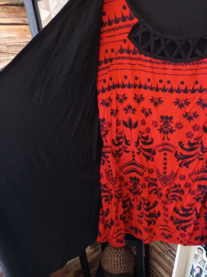 Tshirt avec effet gilet noir et rouge etam - photo numéro 3