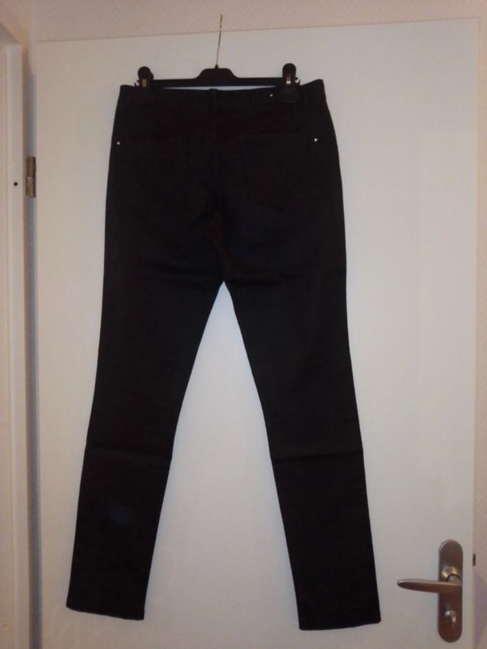Pantalon noir - photo numéro 2