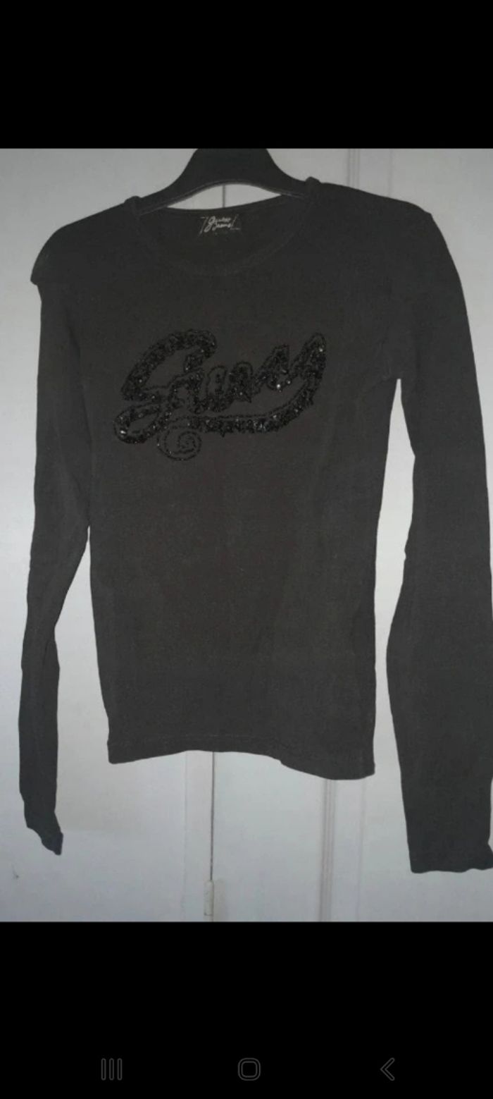 Pull noir