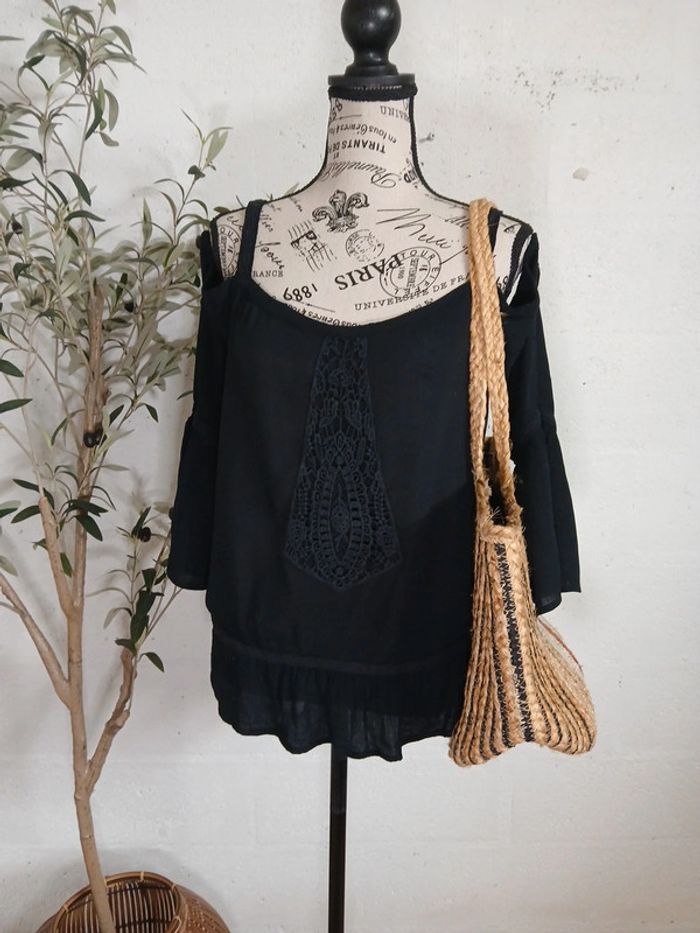 Blouse bohème épaules dénudées – Taille M Jennyfer- Très bon etat