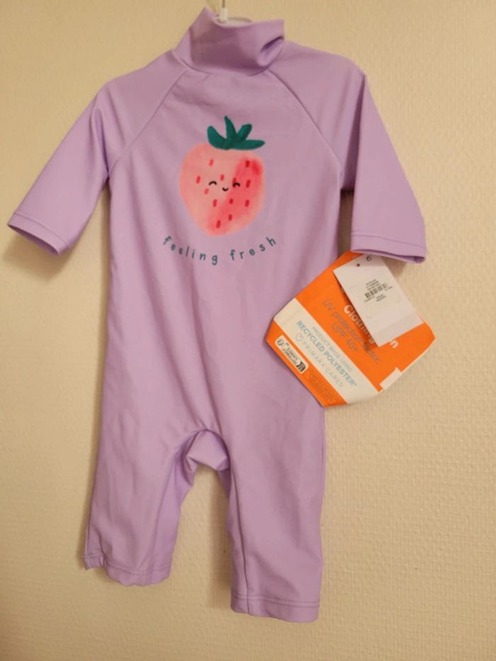 Maillot de bain violet pour bébé