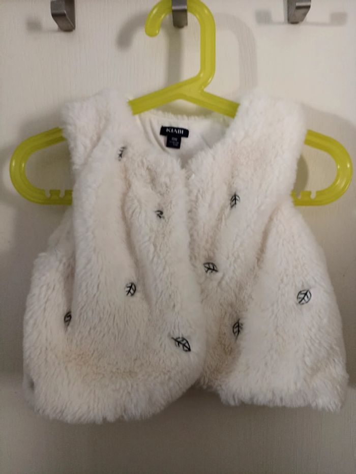 Gilet moumoute Kiabi 18m