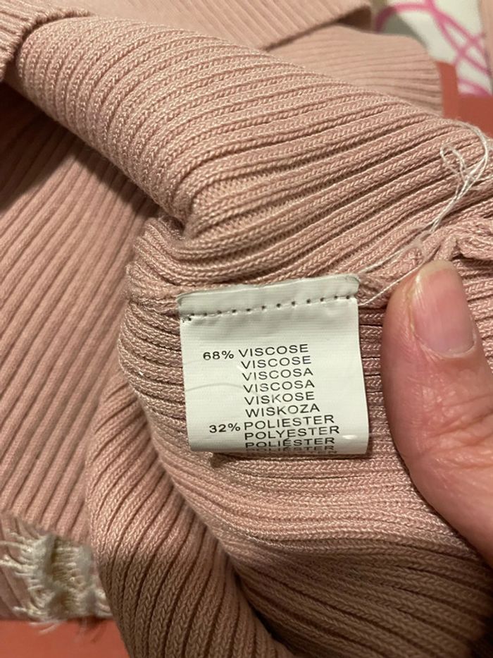 Pull neuf à manches longues rose à dentelle blanc et beige devant Love Look taille S / M - photo numéro 7