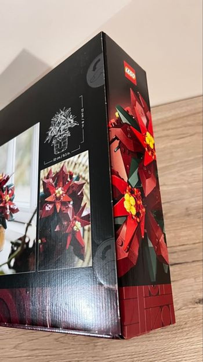 Lego 10370 pointsettia - photo numéro 3