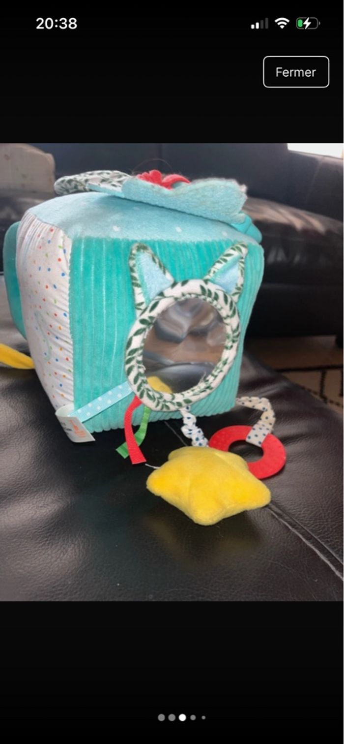 Maxi cube d’activités sensorielles Sophie la Giraphe - photo numéro 3