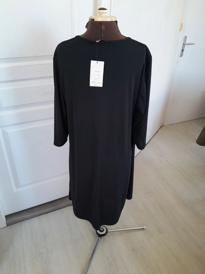 Robe noire neuve drapée extensible Larah createur - photo numéro 2