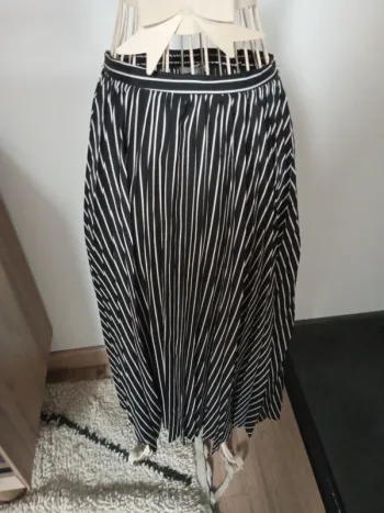 Jupe longue plissée