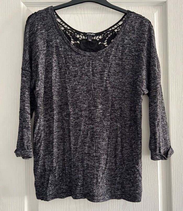 Pull dentelle