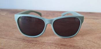 Lunettes de soleil vertes enfant 2-4 ans
