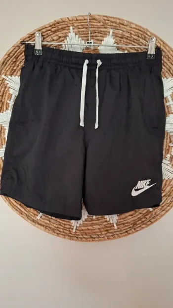 Short nike