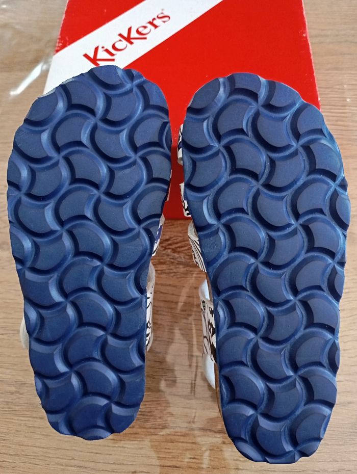 Kickers neuves pour garçon en taille 24 - photo numéro 5
