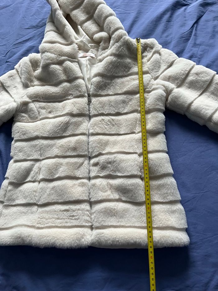 Veste fausse fourrure blanc cassé - photo numéro 3