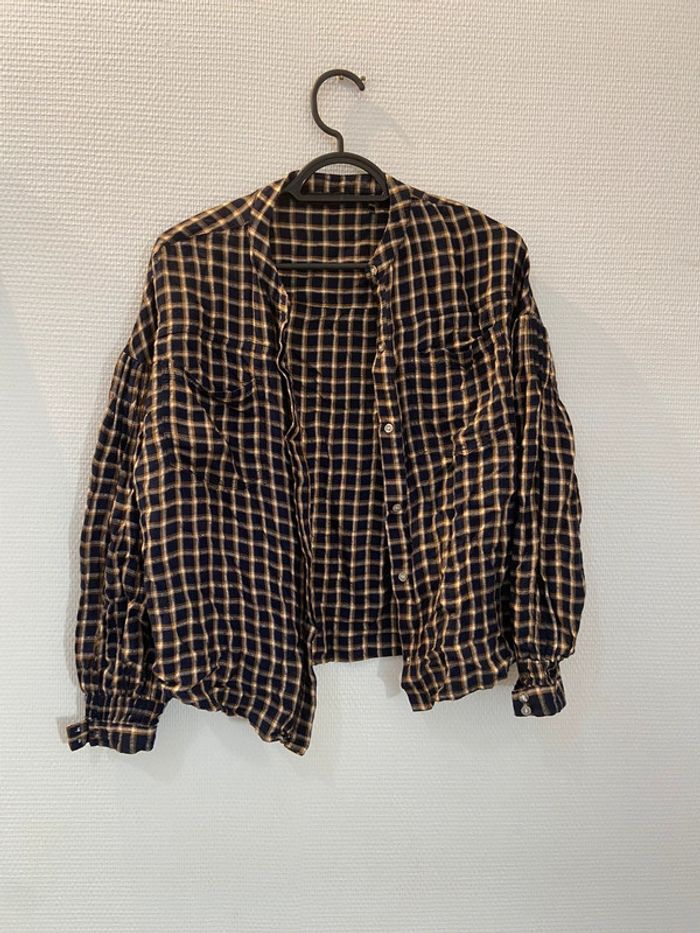 Très jolie chemise - photo numéro 3