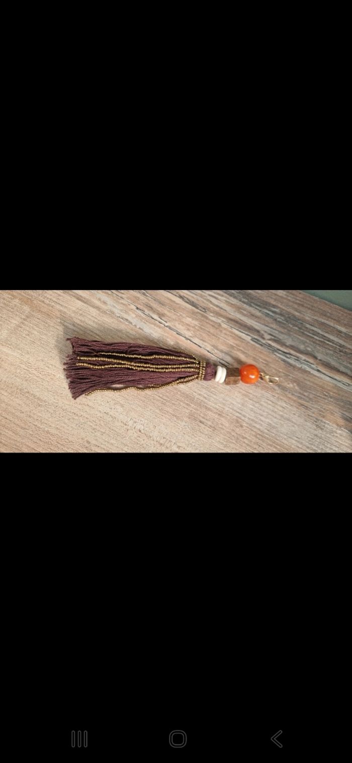 Porte clé pompon camel Parfois - photo numéro 2