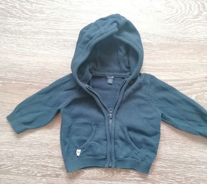 Gilet à capuche