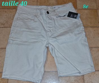 Short taille L neuf