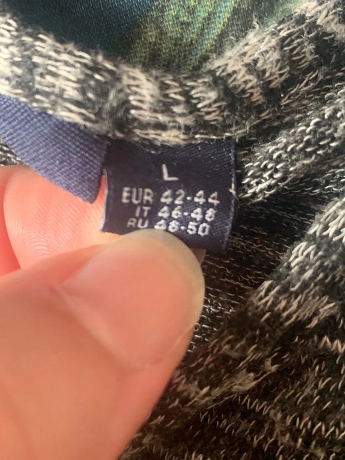 Pull Kiabi taille L - photo numéro 4