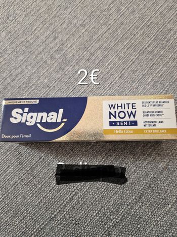 Dentifrice signal white now hello glow