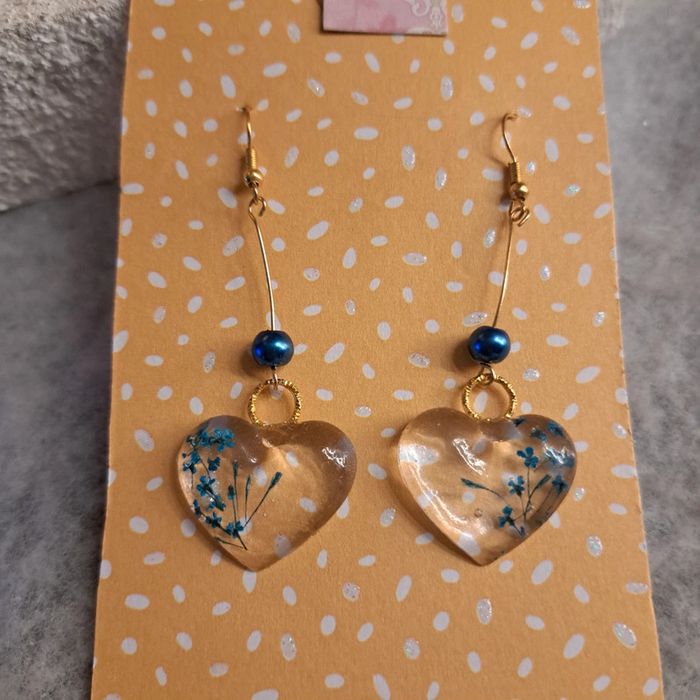 Boucles d'oreilles pendante en résine fleur séché véritable - photo numéro 8