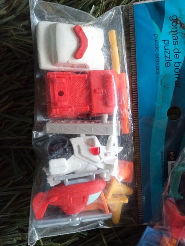 Lot de gommes voiture - photo numéro 3