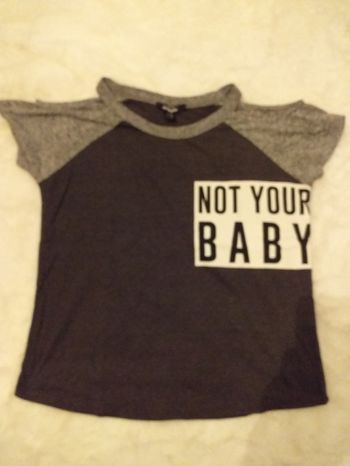 Tee shirt jennyfer taille xs