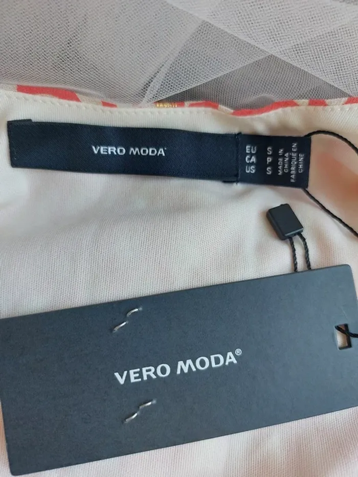 Débardeur Vero Moda – S – Corail – État : Neuf avec étiquette - photo numéro 4