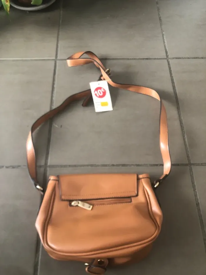 Sac à bandoulière camel neuf 👜 - photo numéro 2